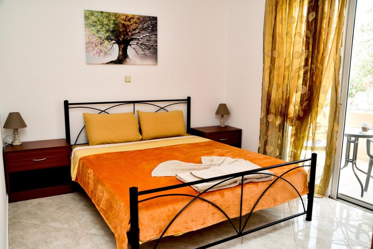 Antonios Apartments Archangelos  Bagian luar foto
